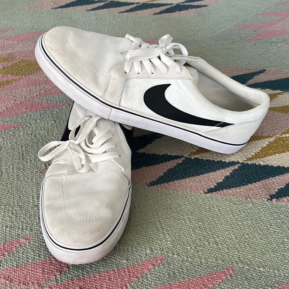 Mens Nike size 14